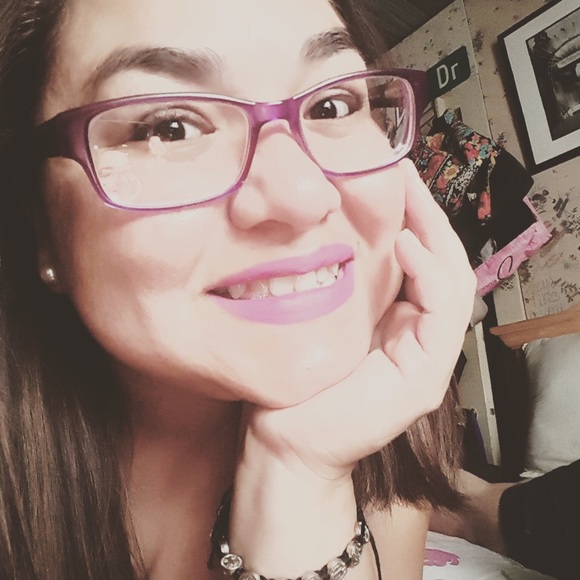 Meet your Posher, Sonia - Picture 3 of 7